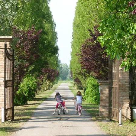 Agriturismo Corte Rocca Guest House San Giorgio di Mantova Exterior photo